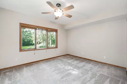 Bedroom - 7371 Old Mill Rd, Centerville, MN 55038 photo 4 of 4