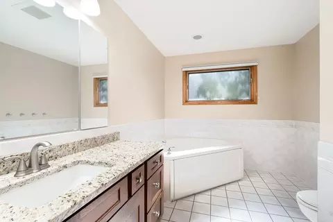 Bath - 7371 Old Mill Rd, Centerville, MN 55038 photo 1 of 3