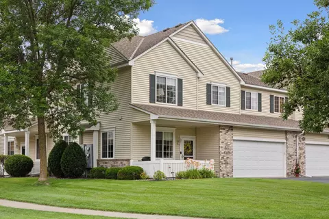 9775 Urbandale Ln N, Maple Grove, MN 55311