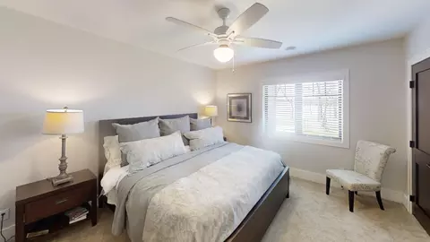 Bedroom - 2313 9th St W, Albert Lea, MN 56007 photo 3 of 5