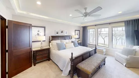 Bedroom - 2313 9th St W, Albert Lea, MN 56007 photo 1 of 5