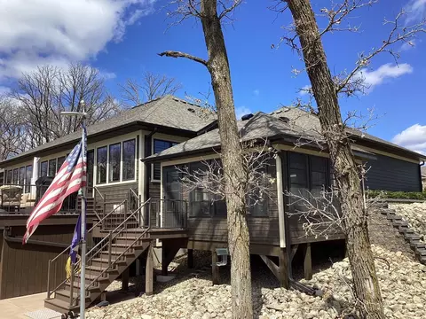 Exterior - 2313 9th St W, Albert Lea, MN 56007 photo 6 of 12