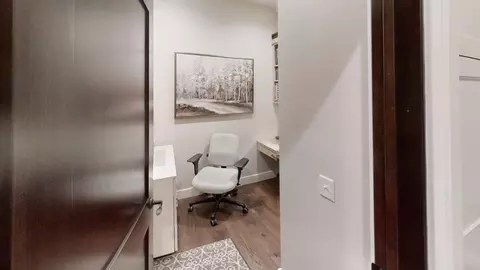 Entry Way - 2313 9th St W, Albert Lea, MN 56007 photo 3 of 3