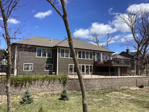 Exterior - 2313 9th St W, Albert Lea, MN 56007 photo 5 of 12