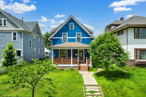 915 Russell Ave N, Minneapolis, MN 55411