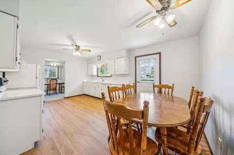 1401 Mitchell Dr, Faribault, MN 55021 photo 8