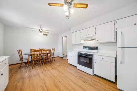 1401 Mitchell Dr, Faribault, MN 55021 photo 10
