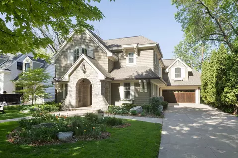 4812 Maple Rd, Edina, MN 55424 photo 2