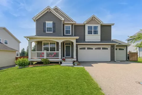 1810 Cherry Cir, Carver, MN 55315