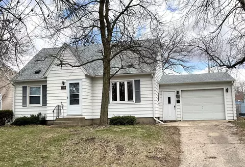 1702 2nd St NE, Austin, MN 55912