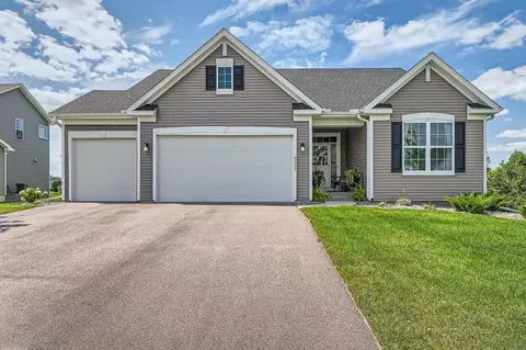 5207 Greenwood Ln, Rockford, MN 55373