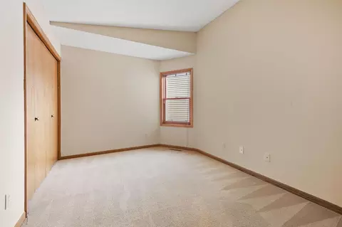 Bedroom - 5342 Highpointe Dr, Bloomington, MN 55437 photo 1 of 4