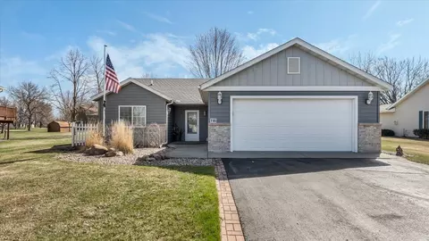 116 13th Ave SE, Saint Joseph, MN 56374