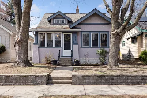 807 Hamline Ave N, Saint Paul, MN 55104