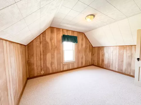 Bedroom - 202 1st St E, Chokio, MN 56221 photo 3 of 10
