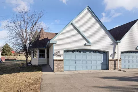 2185 Woodlynn Ave, Maplewood, MN 55109