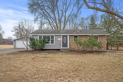 6767 Faricy Ln, Prior Lake, MN 55372
