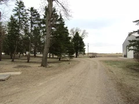 Exterior - 110 90th St SE, Maynard, MN 56260 photo 2 of 18