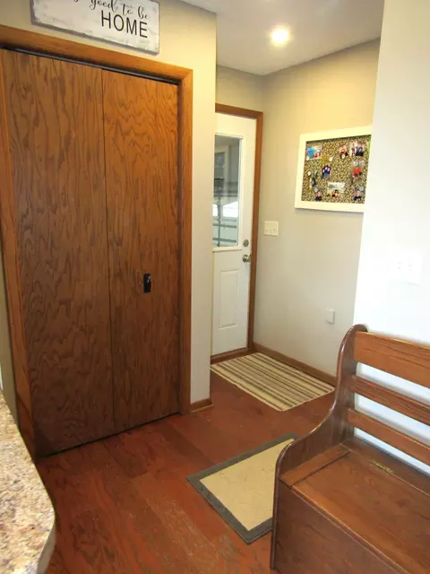 Entry Way - 110 90th St SE, Maynard, MN 56260 photo 1 of 3