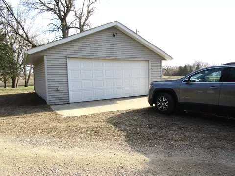 Exterior - 110 90th St SE, Maynard, MN 56260 photo 14 of 18