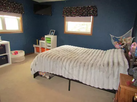 Bedroom - 110 90th St SE, Maynard, MN 56260 photo 5 of 10