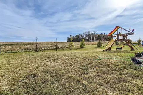 Exterior - 1133 Stonebridge Path, Jordan, MN 55352 photo 4 of 6