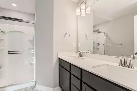 Bath - 1133 Stonebridge Path, Jordan, MN 55352 photo 1 of 2