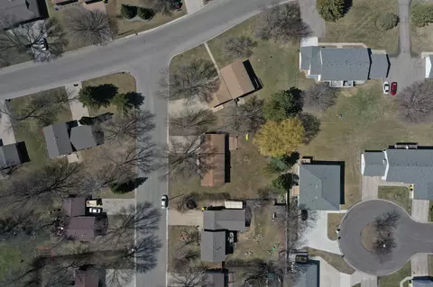 View/Area - 2304 3rd Ave SE, Willmar, MN 56201 photo 2 of 4