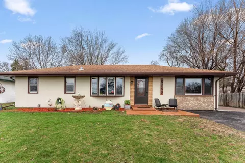 8786 Inwood Ave S, Cottage Grove, MN 55016