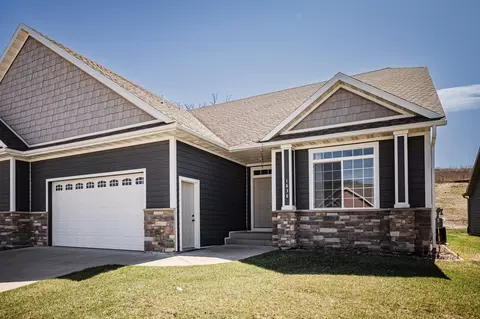 1838 Alexander Rd NE, Rochester, MN 55906