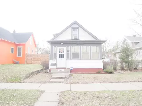 768 Magnolia Ave E, Saint Paul, MN 55106