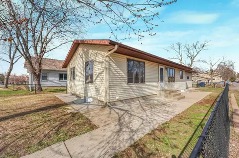 816 32nd Ave N, Saint Cloud, MN 56303