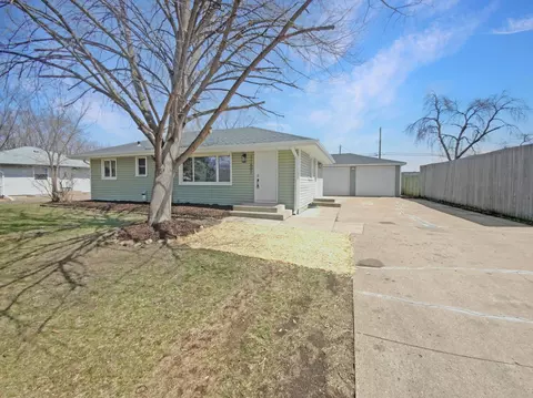 11601 Wren St NW, Coon Rapids, MN 55433