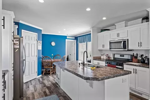 5702 Cabot Dr, Mounds View, MN 55112