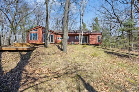 1432 E Oaks Trl, Houlton, WI 54082