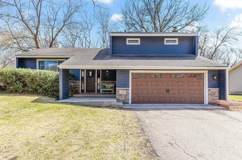 18965 Deerfield Trl, Eden Prairie, MN 55346