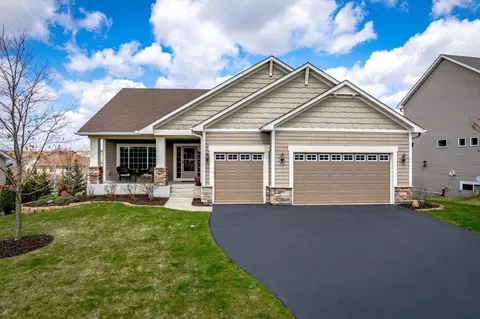 8933 197th St W, Lakeville, MN 55044