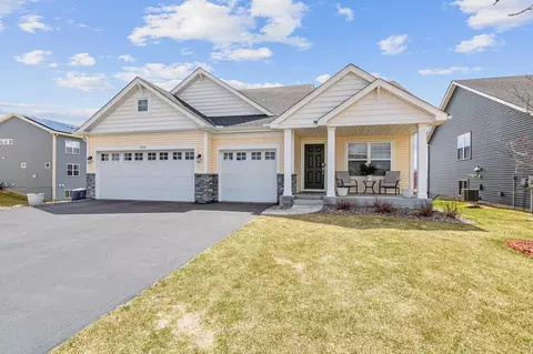 898 111th Ln NE, Blaine, MN 55434