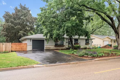 4409 Louisiana Ave N, Crystal, MN 55428