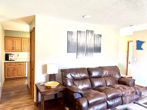 1212 12th St SE, Willmar, MN 56201 photo 5