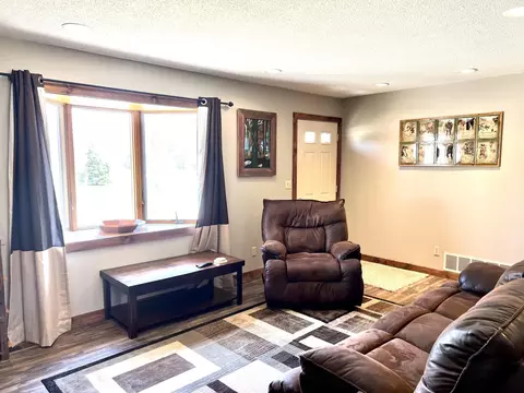 1212 12th St SE, Willmar, MN 56201 photo 7