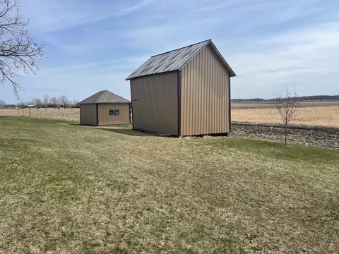 Exterior - 9276 65th Ave, Milaca, MN 56353 photo 5 of 5
