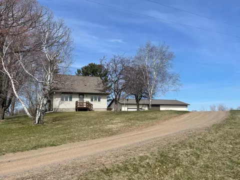 Exterior - 9276 65th Ave, Milaca, MN 56353 photo 2 of 5