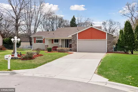 433 75th Ave N, Brooklyn Park, MN 55444
