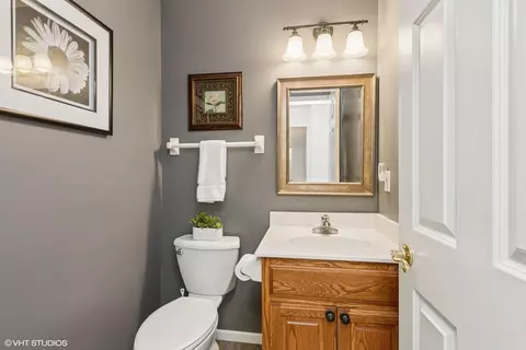 Bath - 1475 W Pond Rd, Eagan, MN 55122 photo 1 of 5
