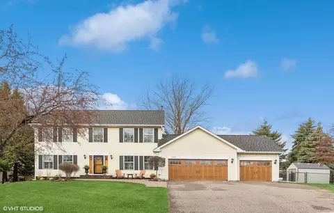 1475 W Pond Rd, Eagan, MN 55122
