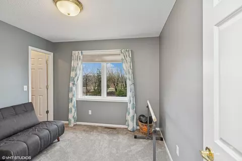 Bedroom - 1475 W Pond Rd, Eagan, MN 55122 photo 4 of 6