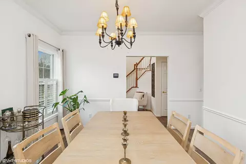 Dining - 1475 W Pond Rd, Eagan, MN 55122 photo 2 of 3
