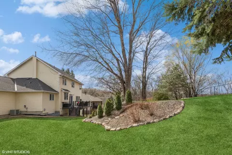 Exterior - 1475 W Pond Rd, Eagan, MN 55122 photo 12 of 13