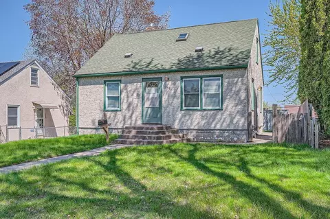 255 Wyoming St E, Saint Paul, MN 55107